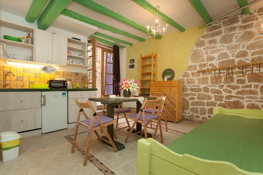 Studio With Garden In Rovinj Eksteriør billede